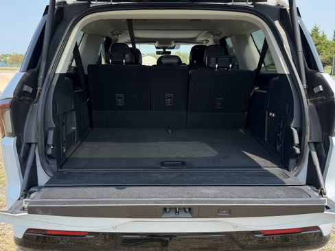 Used 2025 Lincoln Navigator L Reserve AWD/4WD image 6