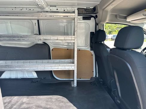 Used 2022 Ford Transit Connect XL FWD image 17