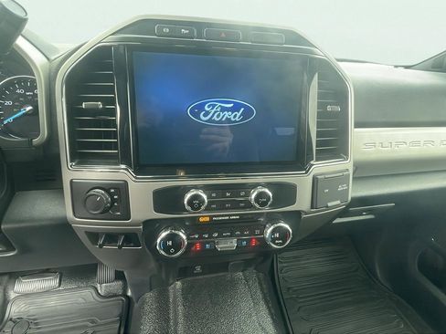 Used 2022 Ford F350 Lariat w/ Lariat Value Package image 13