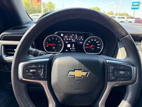 Used 2021 Chevrolet Suburban Premier image 35