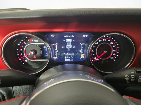 Used 2021 Jeep Wrangler Unlimited Rubicon AWD/4WD image 28