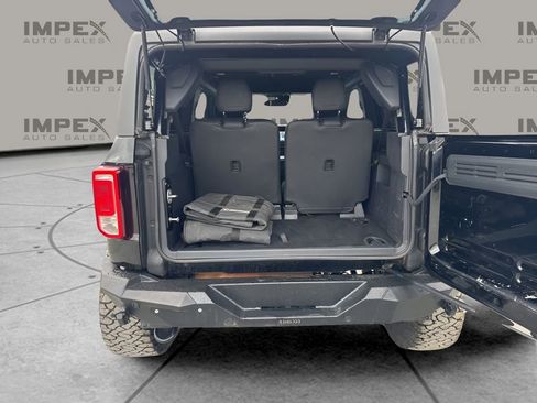 Used 2021 Ford Bronco 2-Door w/ Sasquatch Package image 24