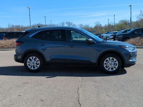 Used 2023 Ford Escape Active image 9