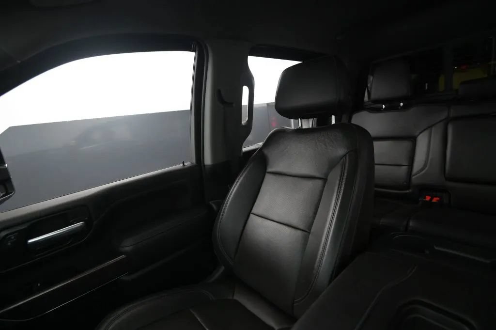 Used 2020 Chevrolet Silverado 2500 LTZ w/ Technology Package AWD/4WD image 47