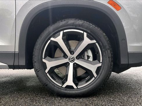 New 2026 Volkswagen Tiguan SE AWD/4WD image 8