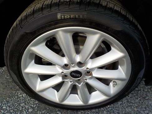 Used 2019 MINI Cooper Clubman w/ Storage Package image 34