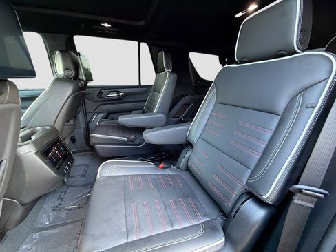 Used 2025 GMC Yukon AT4 Ultimate image 22