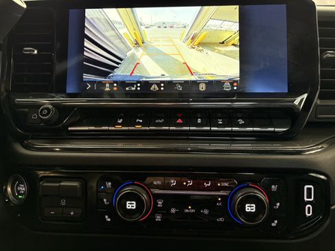 Used 2024 Chevrolet Silverado 2500 ZR2 w/ ZR2 Bison Edition image 15