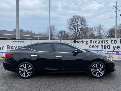 Used 2017 Nissan Maxima 3.5 SV FWD image 2