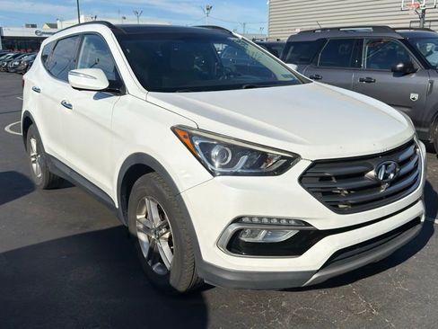 Used 2017 Hyundai Santa Fe Sport w/ 2.4L Tech Package 04 AWD/4WD image 4