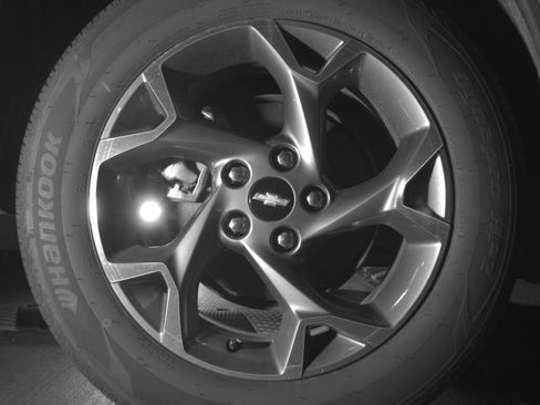 Used 2025 Chevrolet Trax LT image 15