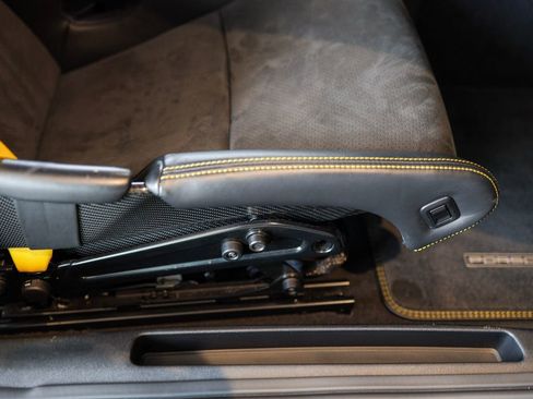 Used 2022 Porsche 911 GT3 image 36