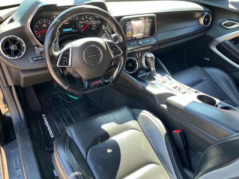 Used 2018 Chevrolet Camaro SS RWD image 10