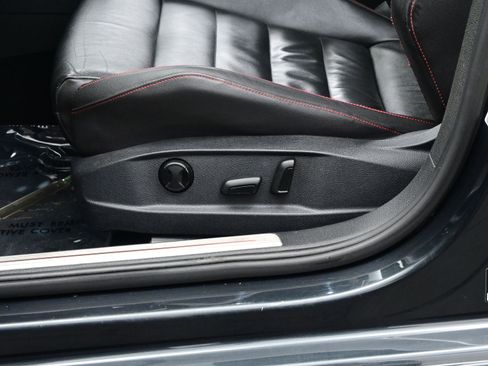 Used 2015 Volkswagen GTI Autobahn image 11