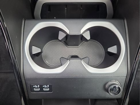 Used 2024 BMW X2 xDrive28i w/ Premium Package image 17