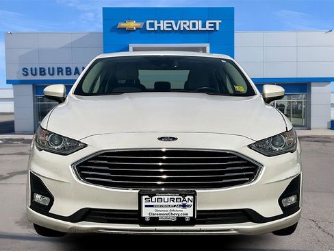 Used 2019 Ford Fusion SE w/ Equipment Group 151A image 3