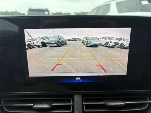 Used 2024 Chevrolet Trax ACTIV w/ Sunroof Package FWD image 10