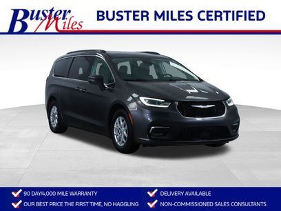 Used 2022 Chrysler Pacifica Touring-L