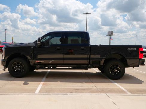 New 2026 Ford F250 Lariat w/ Black Appearance Package AWD/4WD image 3