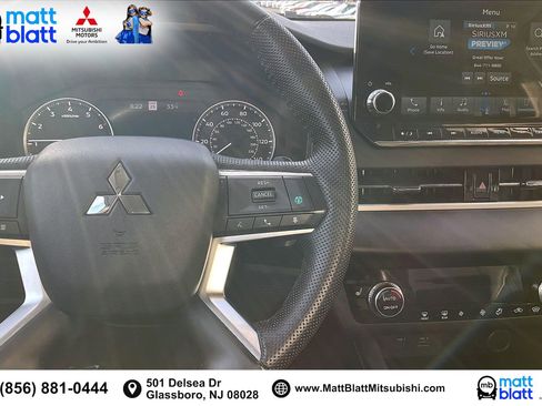 Used 2023 Mitsubishi Outlander SE image 21