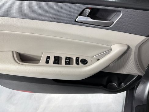 Used 2019 Hyundai Sonata SEL FWD image 10
