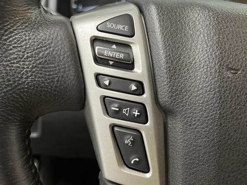 Used 2024 Nissan Titan SV w/ SV Convenience Package AWD/4WD image 45