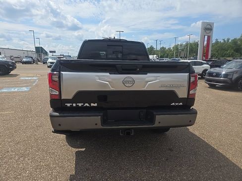 Used 2023 Nissan Titan Platinum Reserve w/ Moonroof Package AWD/4WD image 6