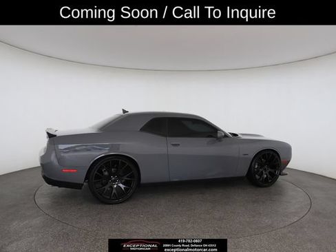 Used 2019 Dodge Challenger R/T w/ Blacktop Package RWD image 21
