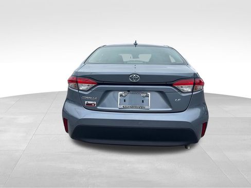 Used 2023 Toyota Corolla LE image 5