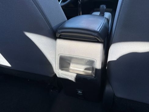 Used 2022 Toyota Corolla SE image 23