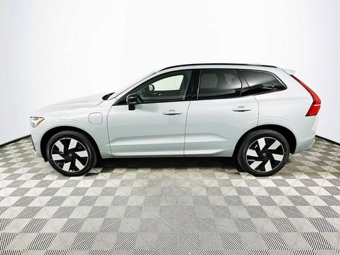 Used 2025 Volvo XC60 T8 Plus w/ Protection Package Premier image 4