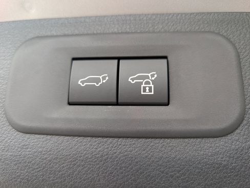 New 2026 Lexus TX 500h AWD image 12