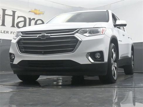 Used 2020 Chevrolet Traverse LT w/ LT Premium Package image 62