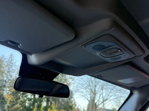 Used 2020 RAM ProMaster 2500 w/ Premium Appearance Group image 21