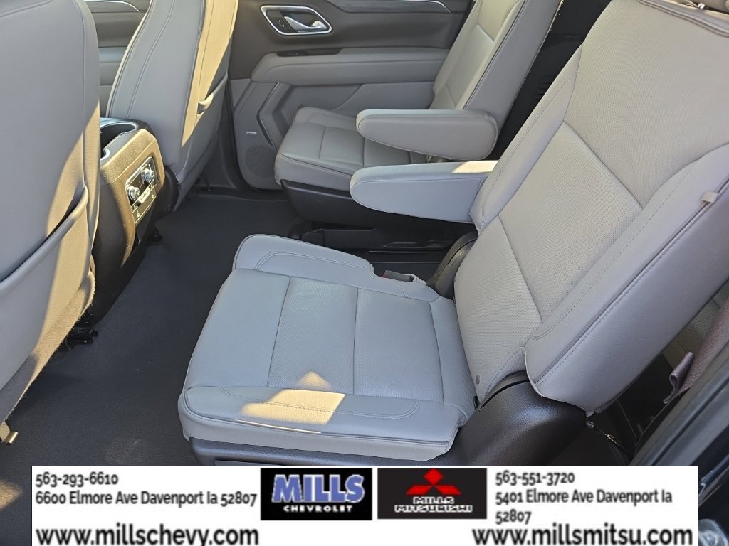 Used 2023 GMC Yukon XL SLT w/ SLT Premium Package AWD/4WD image 19