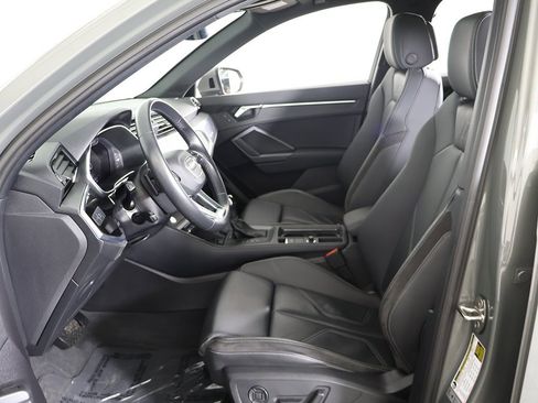 Used 2020 Audi Q3 2.0T Premium Plus w/ Premium Plus Package image 34