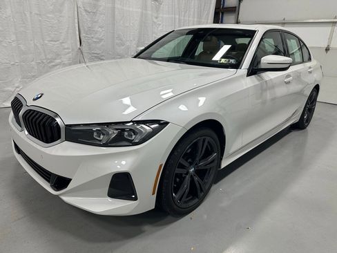 Used 2023 BMW 330i xDrive Sedan w/ Premium Package image 3