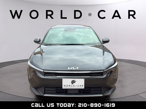 Used 2025 Kia K4 EX FWD image 3