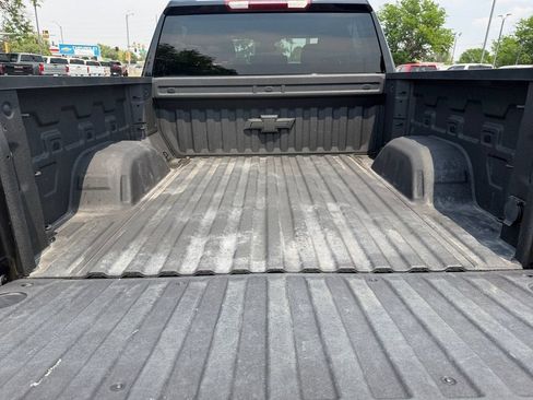 Used 2024 Chevrolet Silverado 1500 RST AWD/4WD image 17