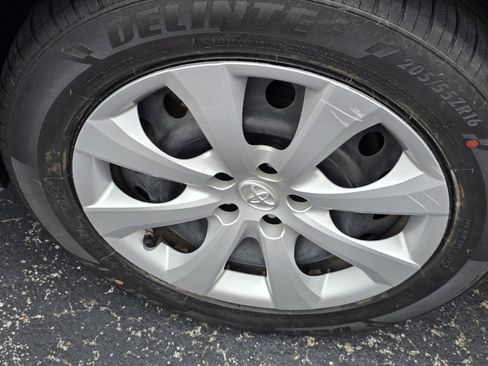 Certified 2022 Toyota Corolla LE FWD image 20