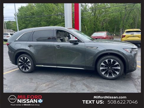Used 2024 MAZDA CX-90 Plug-In Hybrid w/ Premium Pkg AWD/4WD image 6