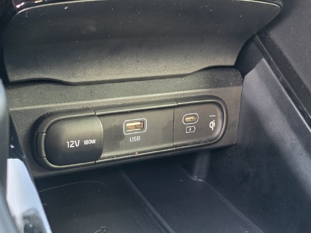 Certified 2023 Kia Telluride S w/ S Sunroof Package FWD image 27