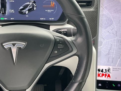 Used 2018 Tesla Model X 75D image 41