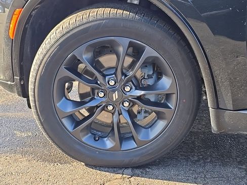 Used 2021 Dodge Durango SXT image 54