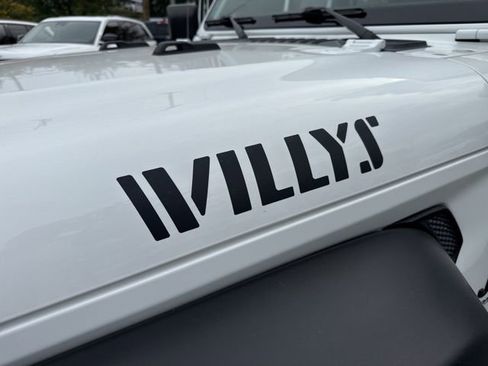 Used 2022 Jeep Wrangler Unlimited Willys image 30
