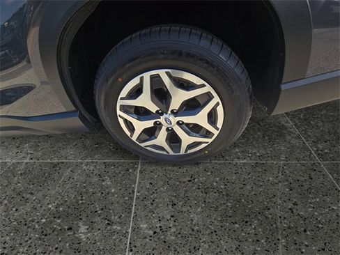 Certified 2022 Subaru Forester Premium image 18