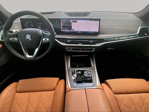 Used 2024 BMW X5 sDrive40i w/ Executive Package RWD image 14