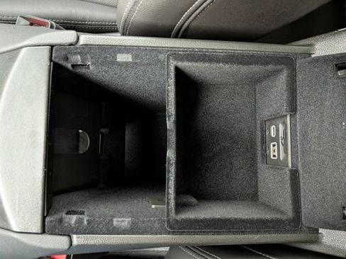 Certified 2025 Cadillac XT5 Premium Luxury w/ LPO, Floor Liner Package image 25