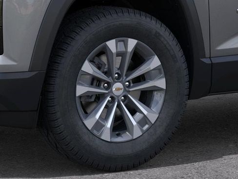 New 2026 Chevrolet Equinox LT w/ Safety and Technology Package FWD image 9