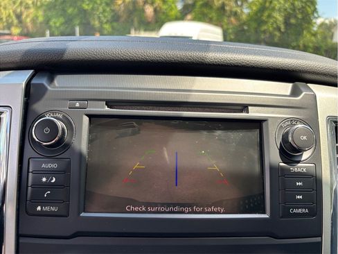 Used 2019 Nissan Titan SV RWD image 24
